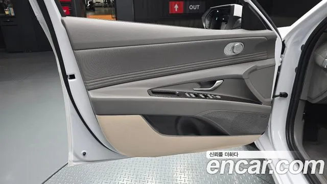 Hyundai Avante — Фото автомобиля 13