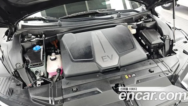 Kia EV6 — Фото автомобиля 6