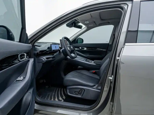 Geely Galaxy E5 — Фото автомобиля 15