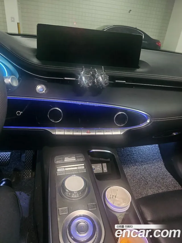 Genesis GV70 Electrified — Фото автомобиля 15