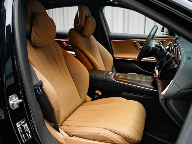 Mercedes-Benz E-Class — Фото автомобиля 14