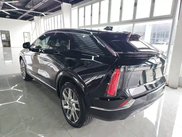 Cadillac Optiq — Фото автомобиля 4