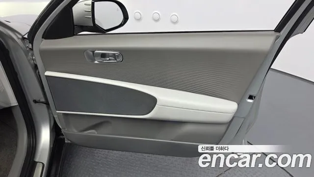 Hyundai Ioniq 6 — Фото автомобиля 13
