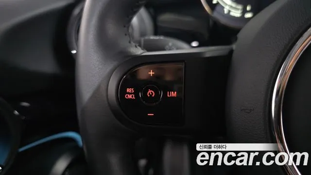 Mini Cooper Cooper 5 дверей Classic — Фото автомобиля 27