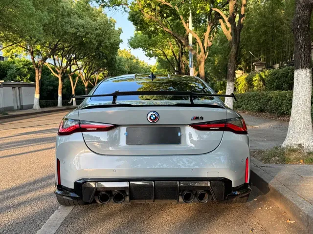 BMW M4 — Фото автомобиля 5