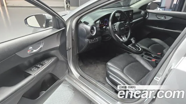 Kia K3 2nd Gen — Фото автомобиля 15