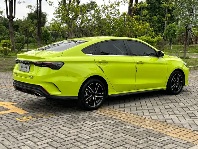 Geely Binrui — Фото автомобиля 6