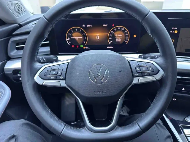 Volkswagen Lamando — Фото автомобиля 13