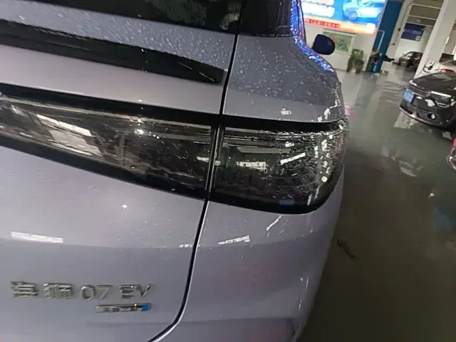 BYD Sealion 07 EV — Фото автомобиля 7