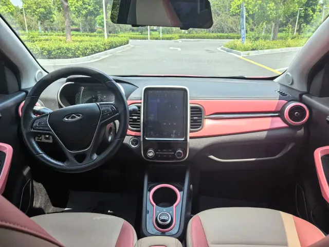Chery eQ1 — Фото автомобиля 10