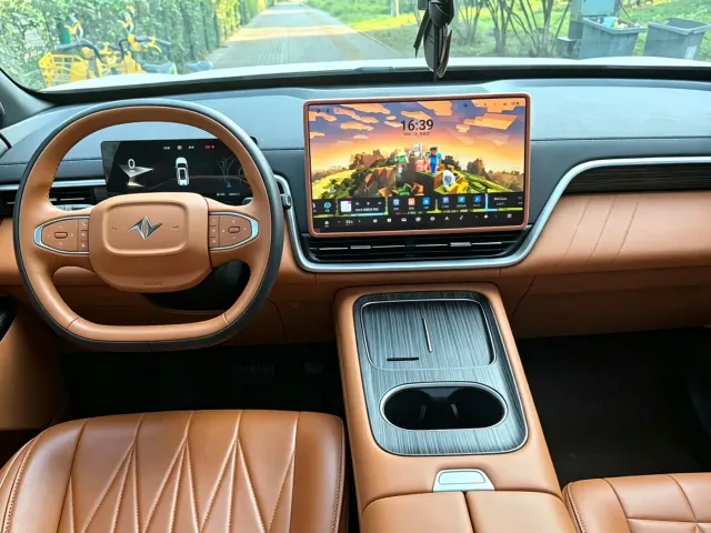 Dongfeng eπ 008 — Фото автомобиля 8