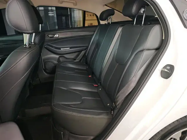 Chery Arrizo 5 — Фото автомобиля 16