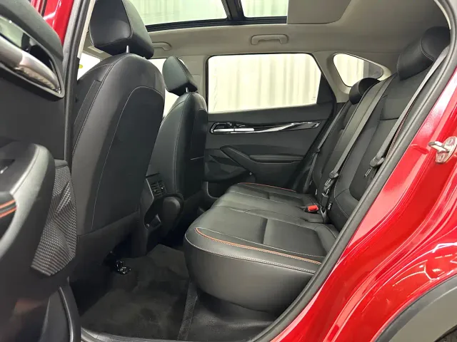 Kia Seltos — Фото автомобиля 9