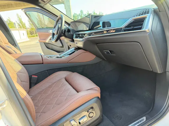 BMW X6 — Фото автомобиля 16