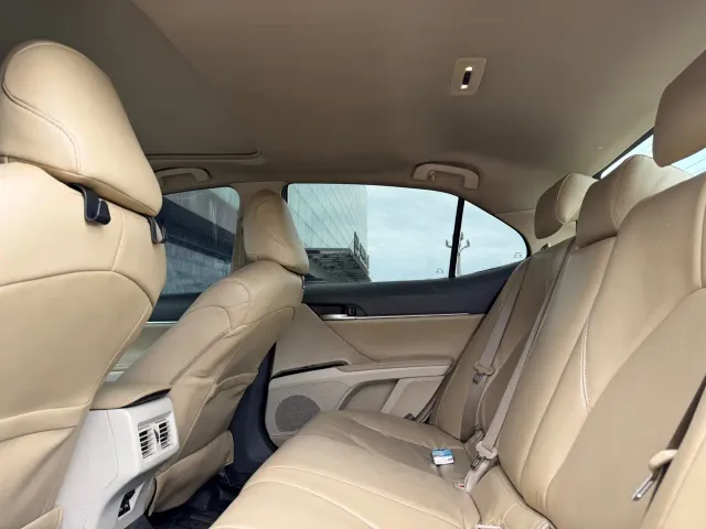 Toyota Camry — Фото автомобиля 5