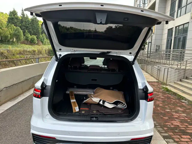 Geely Xingyue L — Фото автомобиля 18