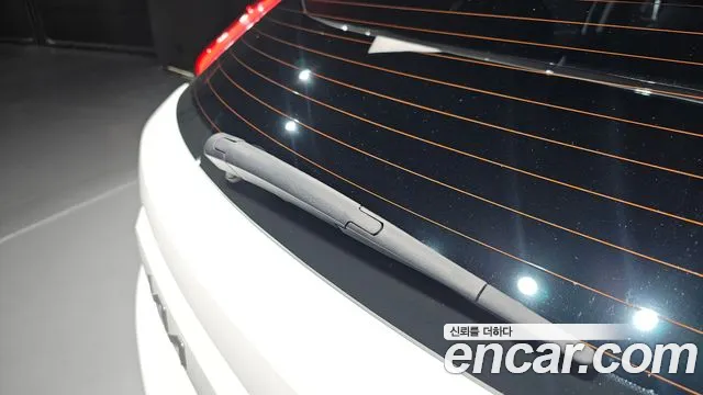 Kia Niro Niro (New) — Фото автомобиля 30