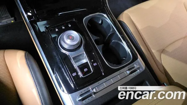 Kia Canival Carnival 4 поколение Дизель 7 мест Signature — Фото автомобиля 9