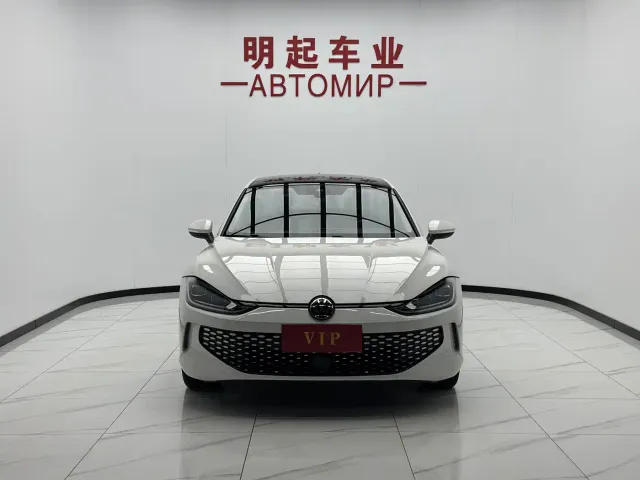 Volkswagen Lamando — Фото автомобиля 2