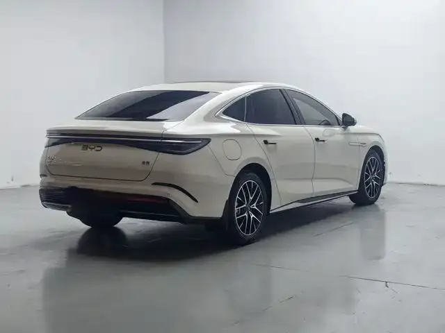 BYD Seal — Фото автомобиля 8