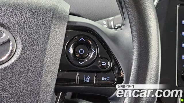 Toyota Prius — Фото автомобиля 17
