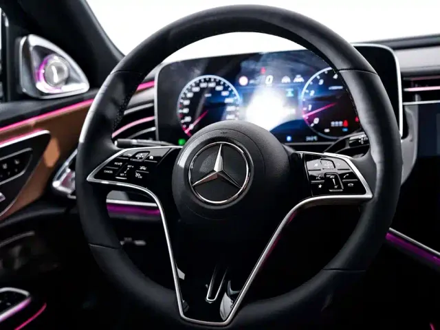 Mercedes-Benz E-Class — Фото автомобиля 15
