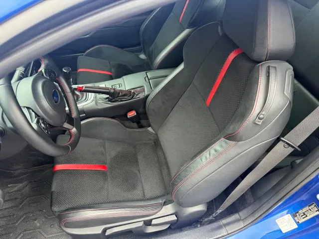 Subaru BRZ — Фото автомобиля 7