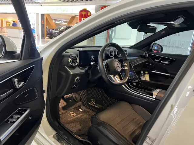 Mercedes-Benz C-Class — Фото автомобиля 4