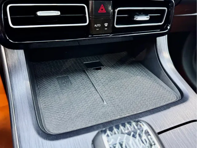 GAC Trumpchi GS8 — Фото автомобиля 17