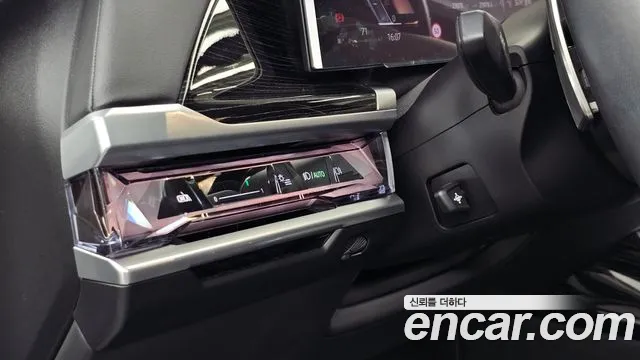 BMW 7-Series 7 серия (G70) 740i xDrive M Sport — Фото автомобиля 26