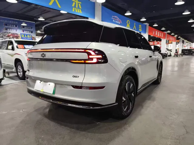 Changan Qiyuan Q07 — Фото автомобиля 4