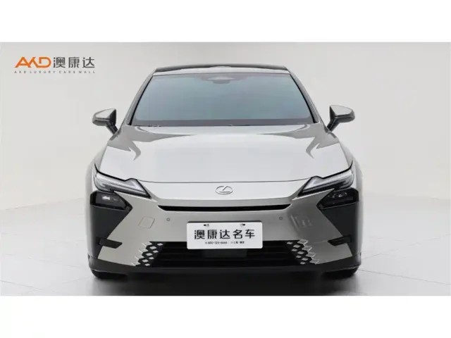 Lexus ES — Фото автомобиля 2
