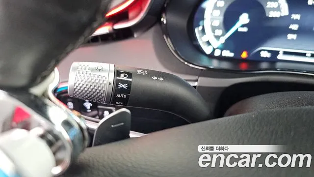Genesis GV70 — Фото автомобиля 30