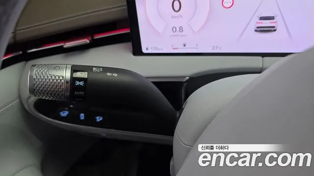 Genesis GV70 2.5T Бензин AWD — Фото автомобиля 28