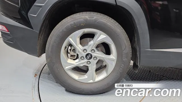 Hyundai Tucson Tucson (NX4) Бензин 1.6 турбо 2WD — Фото автомобиля 21