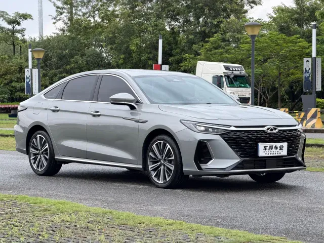 Chery Arrizo 8 — Фото автомобиля 3