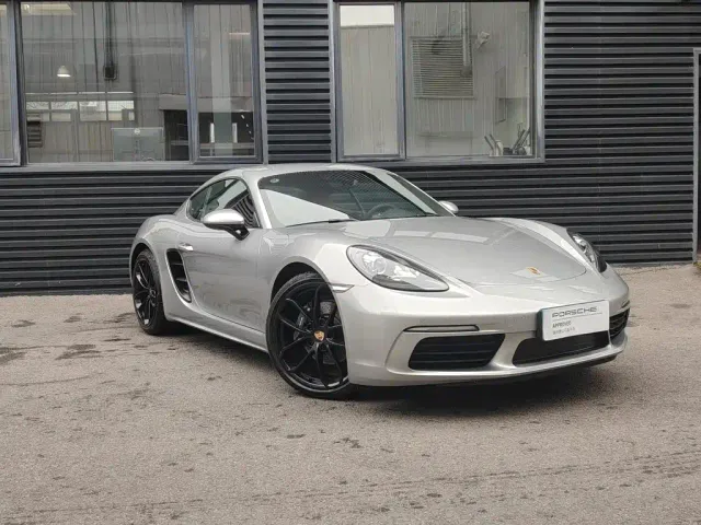 Porsche 718 — Фото автомобиля 2