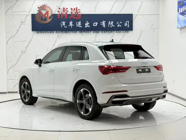 Audi Q3 — Фото автомобиля 4