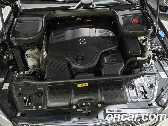 Mercedes-Benz GLE-Class — Фото автомобиля 16