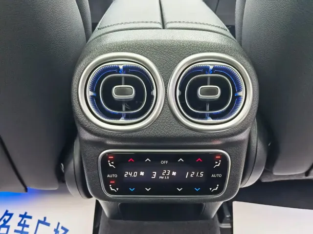 Mercedes-Benz GLC-Class — Фото автомобиля 17