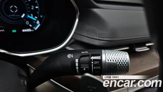 Genesis G80 RG3 — Фото автомобиля 30
