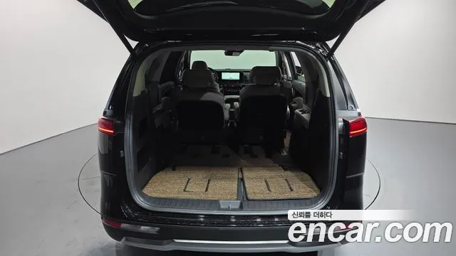 Kia Canival Carnival 4 поколение Бензин 7 мест Signature — Фото автомобиля 20