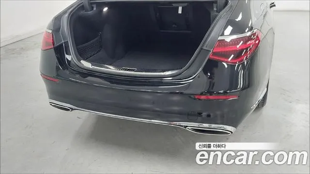Mercedes-Benz S-Class — Фото автомобиля 11