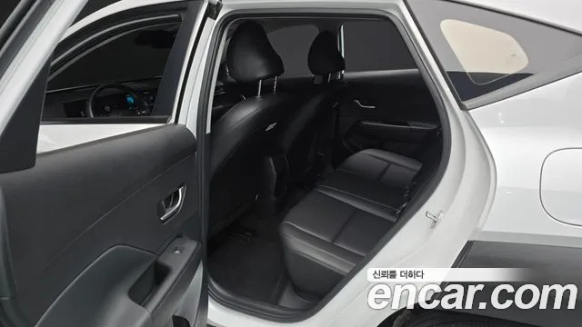 Hyundai Kona Kona (SX2) Бензин 1.6 турбо 2WD — Фото автомобиля 12
