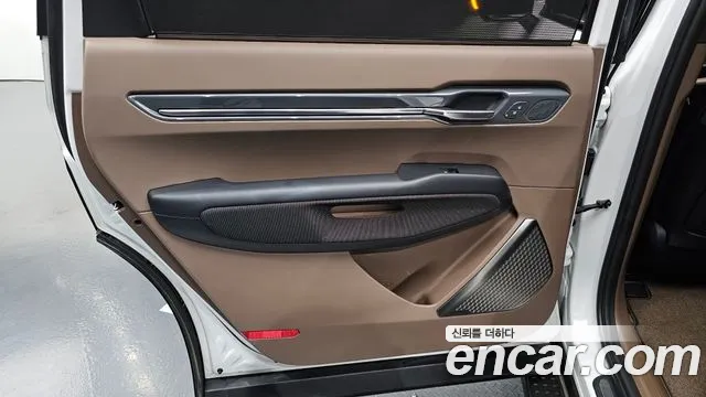Kia EV9 Long Range 4WD — Фото автомобиля 19