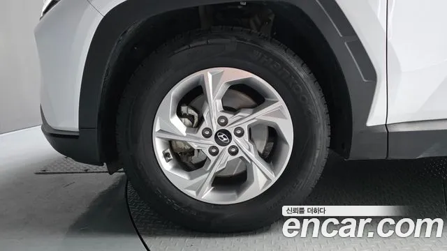 Hyundai Tucson Tucson (NX4) Дизель 2.0 2WD — Фото автомобиля 5