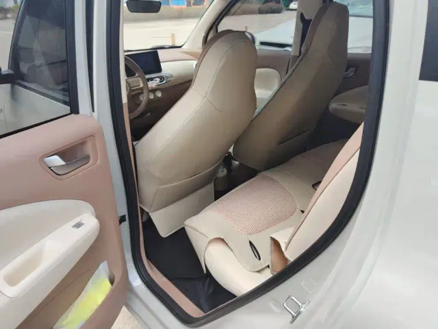 Wuling Hongguang Mini EV — Фото автомобиля 18