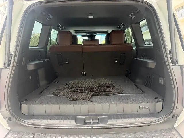 Toyota Prado — Фото автомобиля 15