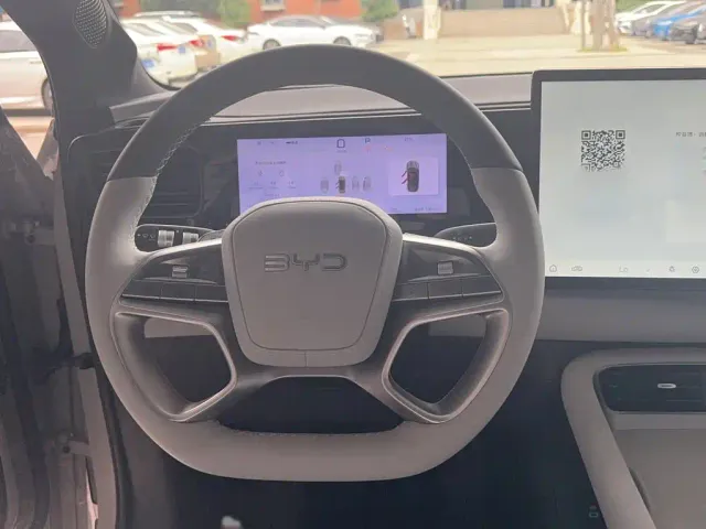 BYD Sealion 06 New Energy 2025 DM-i 170 Pilot Pro Edition — Фото автомобиля 13