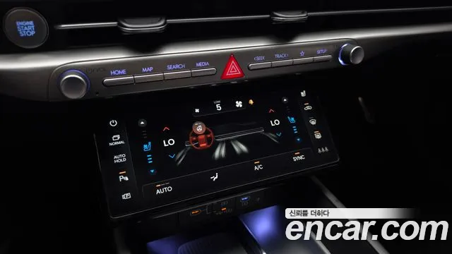 Hyundai Grandeur Grandeur (GN7) 2.5 Бензин 2WD — Фото автомобиля 27